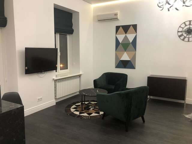 Апартаменты Апартаменты в центре Киева Bh Киев-13